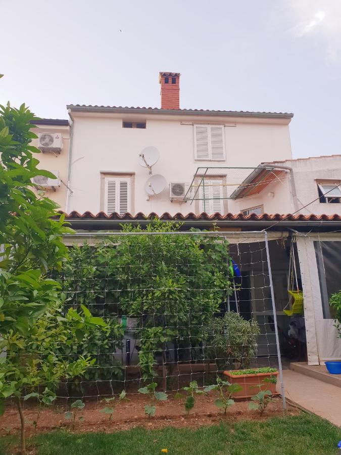 Guesthouse Fatuta Cres Eksteriør bilde
